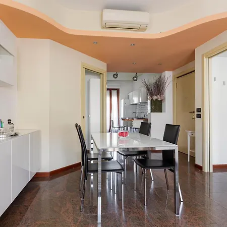 Beautiful Next To Sempione And Life - Viale Teodorico Milano
