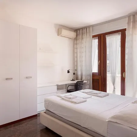 Beautiful Next To Sempione And Life - Viale Teodorico Lejlighed